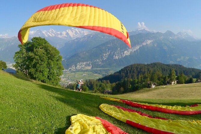 Tandem Paragliding Experience from Interlaken - The Beatenberg takeoff, explained simply