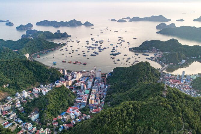 Tandem Paragliding Experience in Hanoi - Practical packing advice