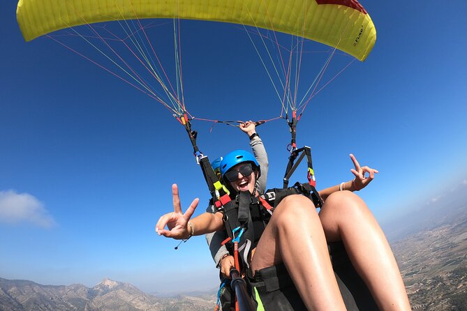 Tandem Paragliding Flight in Alicante and Santa Pola - What the 20 to 30-Minute Flight Feels Like