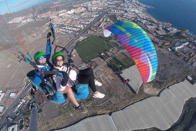 Tandem Paragliding Flight in Costa Adeje from 1100m - Who will enjoy this flight most?