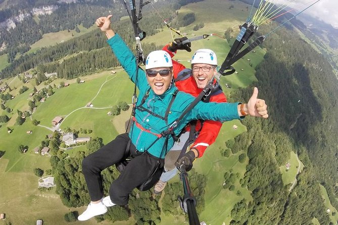 Tandem Paragliding Flight in Lombardy - The views and the sense of flight