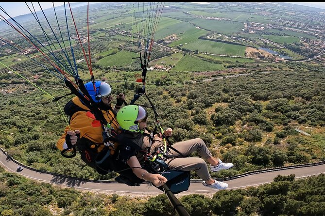 Tandem Paragliding Flight on Capaccio Paestum in Salerno - The GoPro video and optional photos