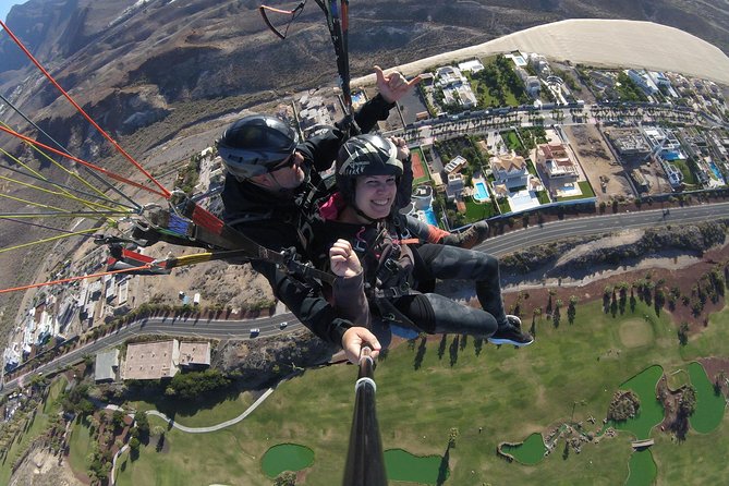 Tandem Paragliding Flight over Tenerife - Floating above Tenerife instead of rushing past it