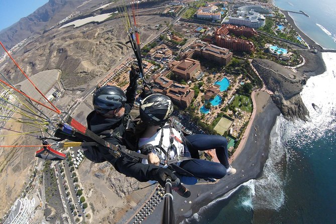 Tandem Paragliding Flight over Tenerife - Group size, language, and overall feel