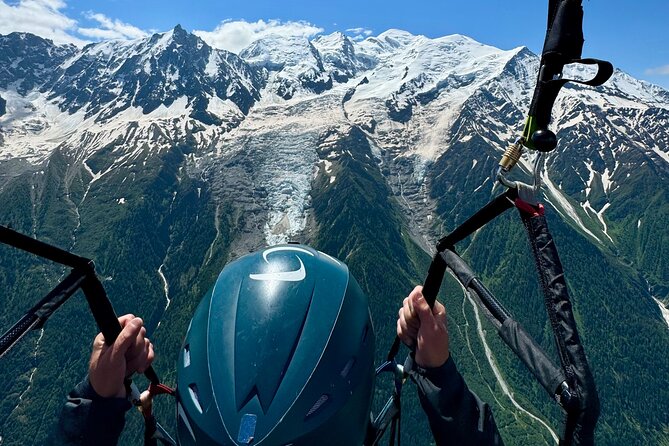 Tandem Paragliding Flight to Chamonix Facing Mont Blanc - Mont Blanc from the air