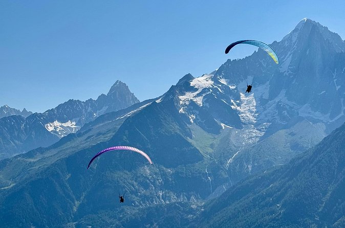 Tandem Paragliding Flight to Chamonix Facing Mont Blanc - Chamonix and Glacier des Bossons below