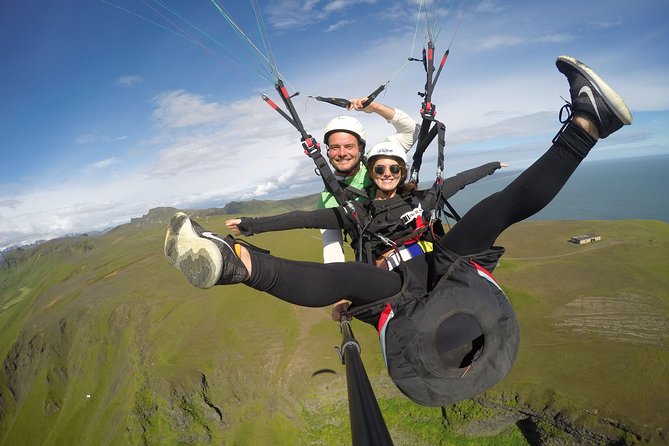 Tandem Paragliding Flights from Vik - Flying above Vik instead of merely looking at it