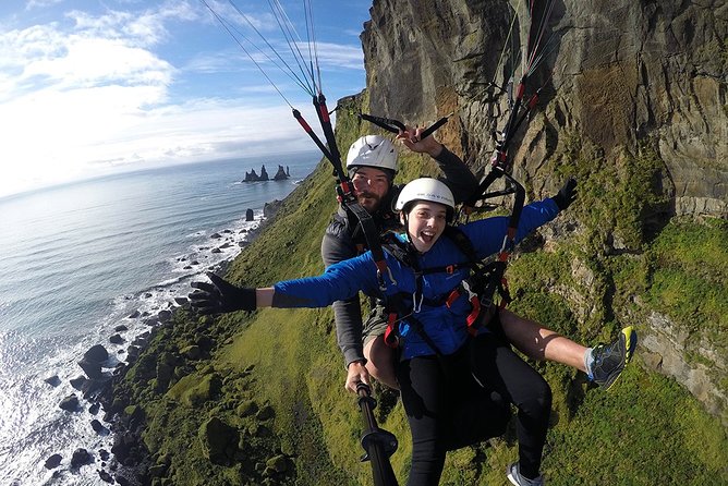 Tandem Paragliding Flights from Vik - Friendly pilots and a strong safety focus