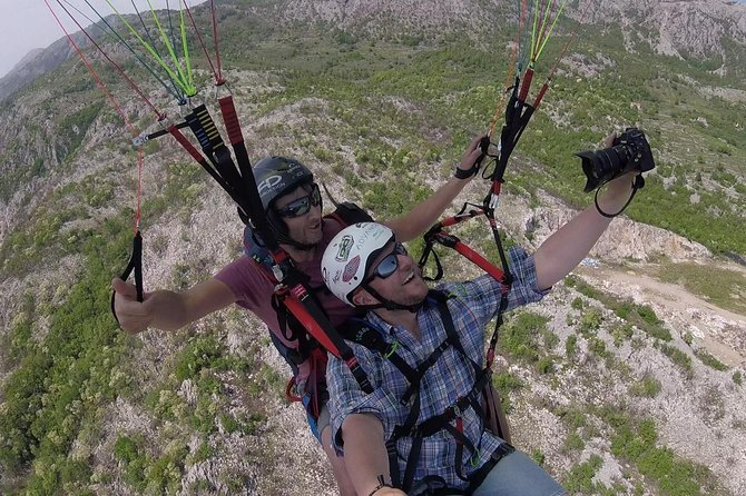 Tandem paragliding in Budva /All-inclusive - A private flight with a professional pilot