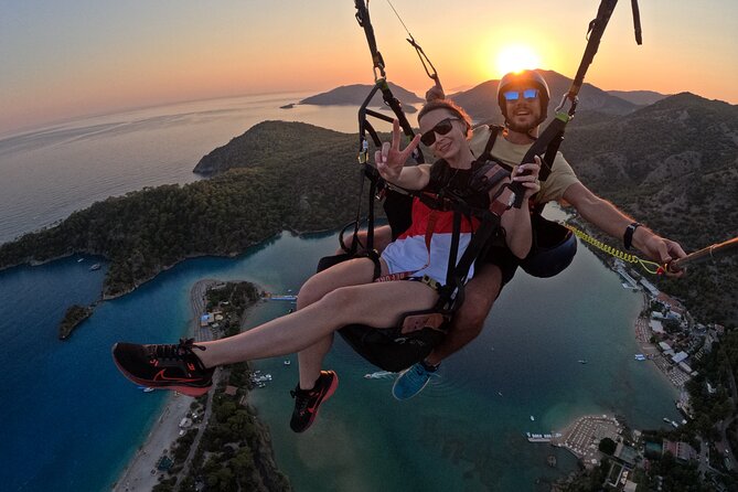Tandem Paragliding in Fethiye and Oludeniz - The landing near the Fly Laputa office
