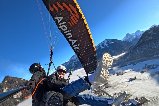 Tandem Paragliding in Interlaken - Flying Above Interlaken from Beatenberg