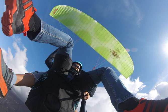 Tandem paragliding in Tenerife - Meeting in Adeje and getting ready