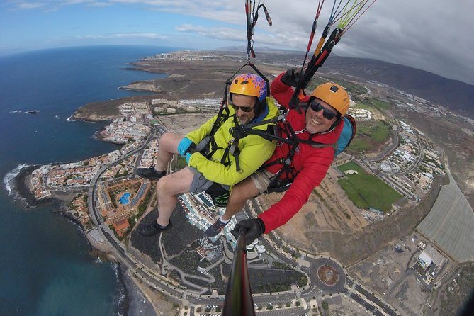Tandem paragliding in Tenerife - The first few seconds in the air