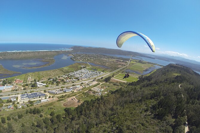 Tandem Paragliding Instructional Flights in Garden Route - Safety and the role of the instructor