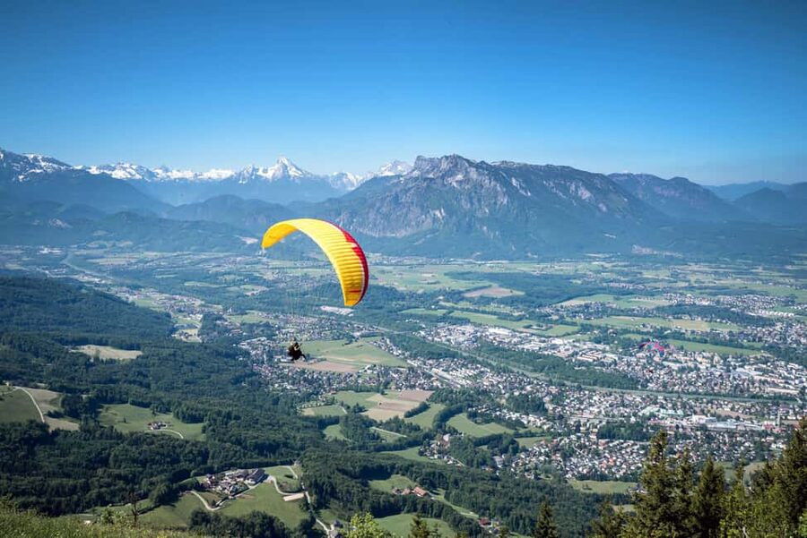 Tandem Paragliding Salzburg City - What the 10 to 15 minute flight feels like