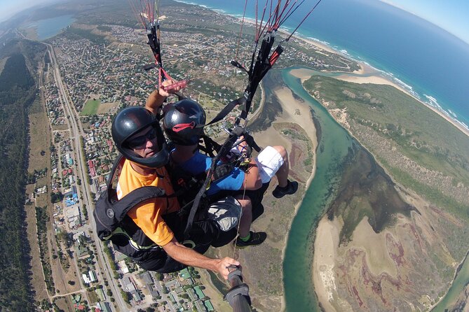 Tandem Paragliding Wilderness South Africa - Peter, the Pilot, and the Ground Crew