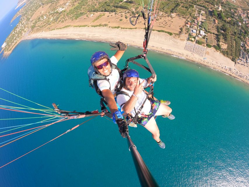 Taormina: Paragliding Tour with Instructor and GoPro Video - Who will enjoy this flight most