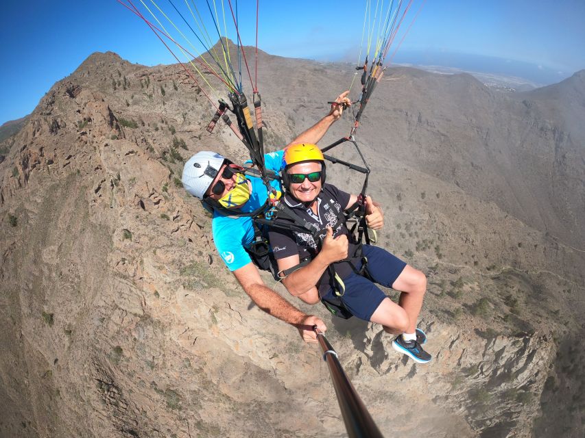 Tenerife: Paragliding with National Champion Paraglider - Why the championship credentials matter