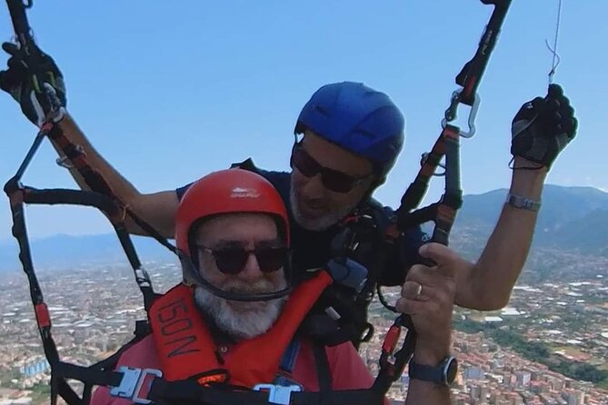 Two-seater paragliding Amalfi and Sorrento Coast Monte Faito - How safe and difficult is tandem paragliding?