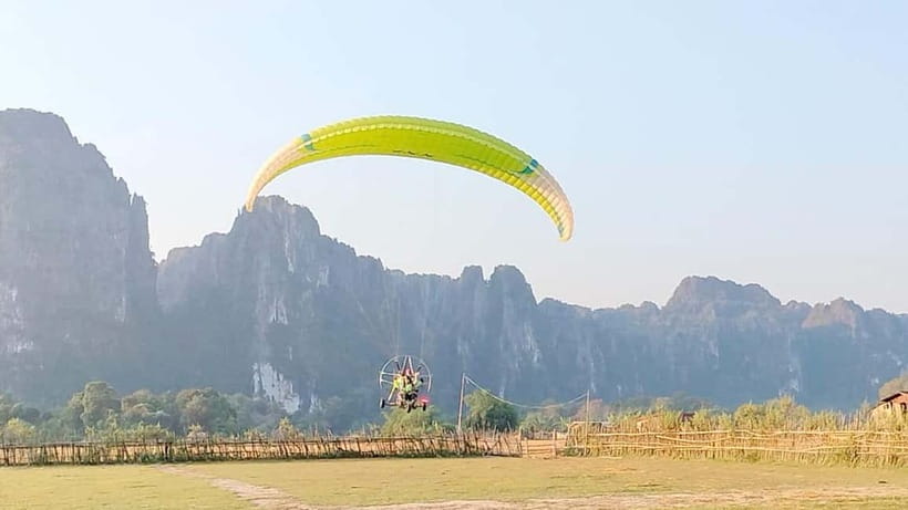 Vang Vieng: Paragliding Experience with Hotel Pickup - What the 15 Minutes Really Gives You