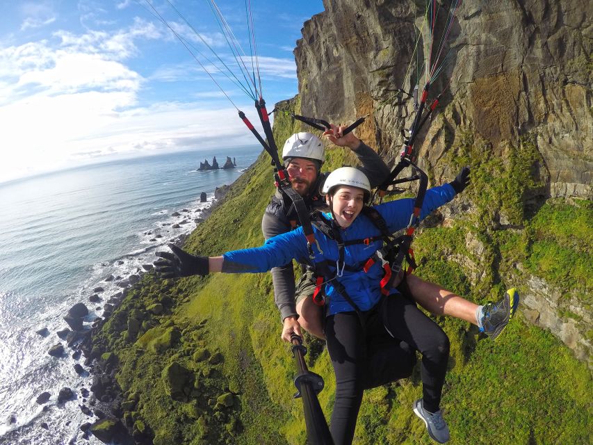 Vík: Paragliding Tandem Flight - The view from above Vík