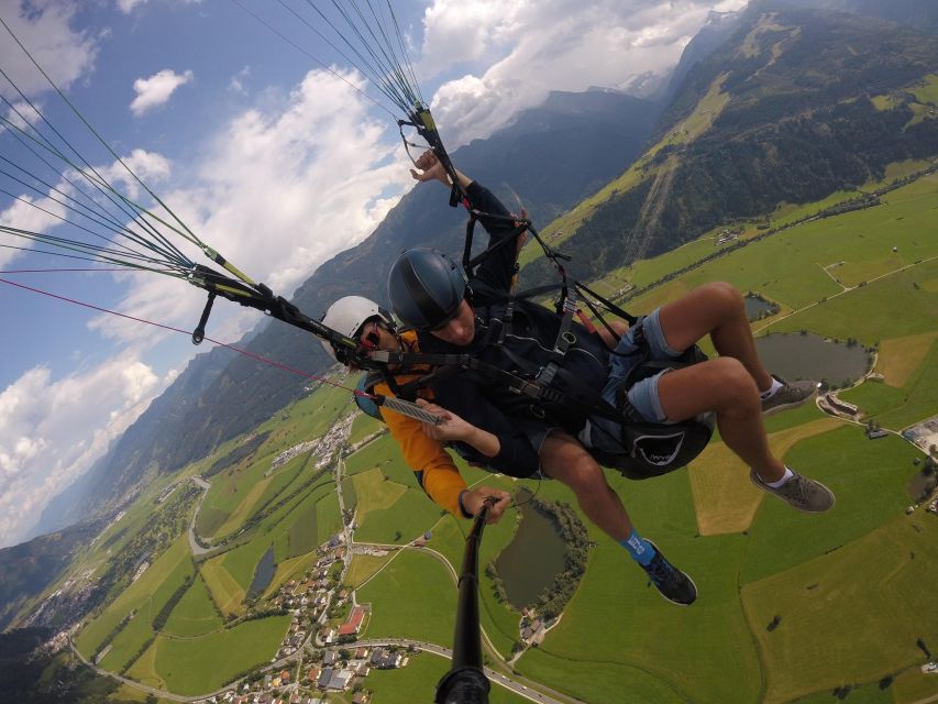 Zell am See: Paragliding Tandem Flight - Pilots, languages, and personal attention
