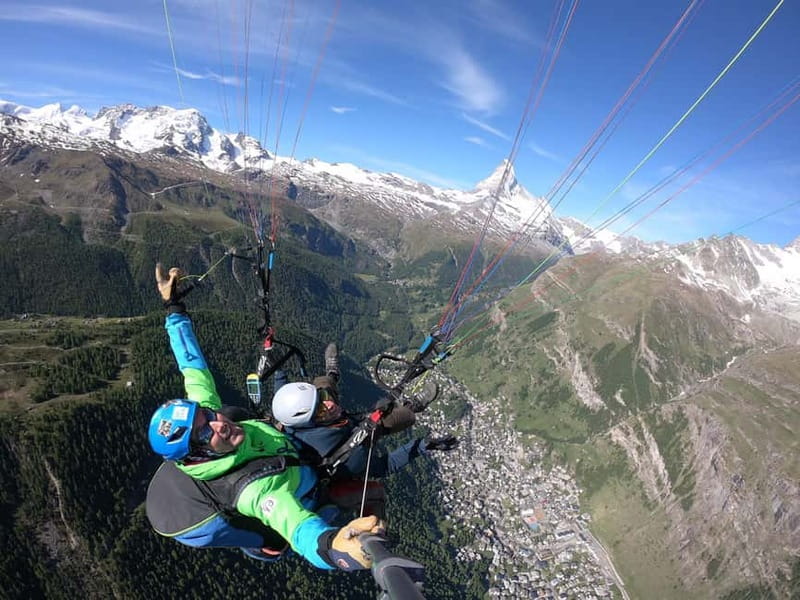 Zermatt: Tandem Paragliding Flight - Best Matterhorn Views - What the 25-minute aerial section feels like