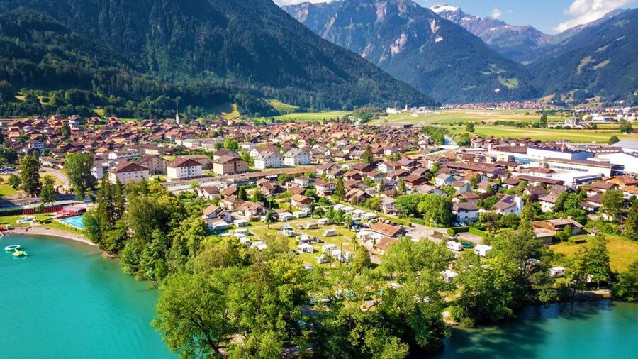 Zurich: Day trip to Interlaken incl. tandem paragliding - Should you book this Zurich to Interlaken flight?